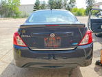 Nissan Versa 2015