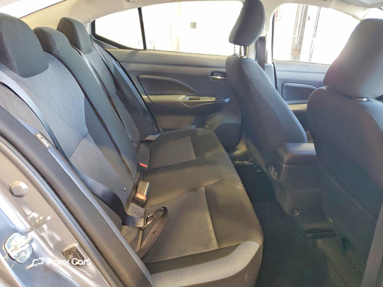 Nissan Versa 2025