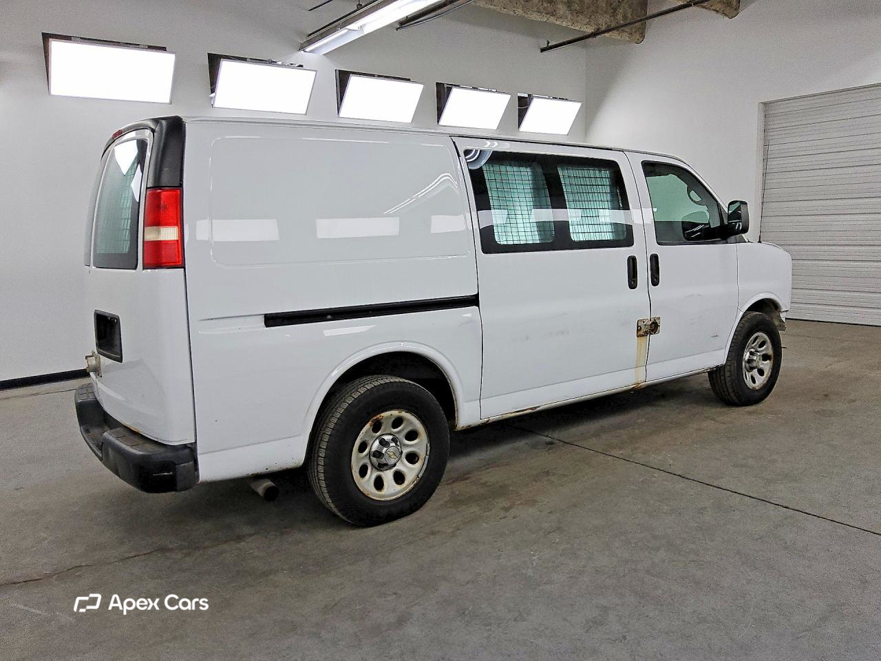 Chevrolet Express 2012