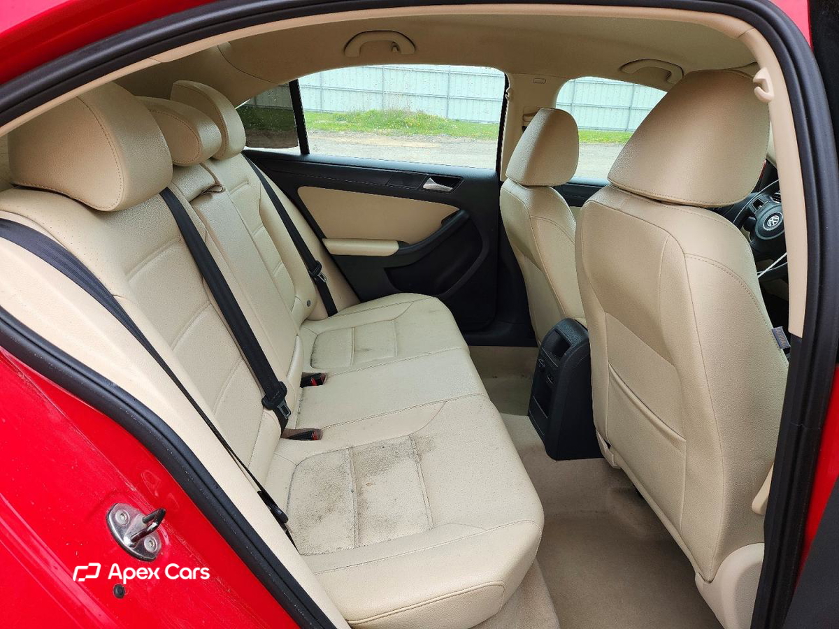 Volkswagen Jetta 2014