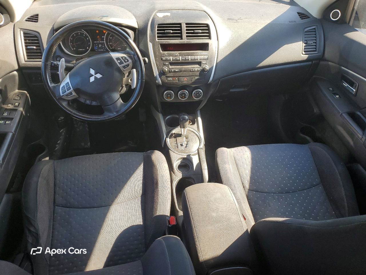 Mitsubishi Outlander 2011