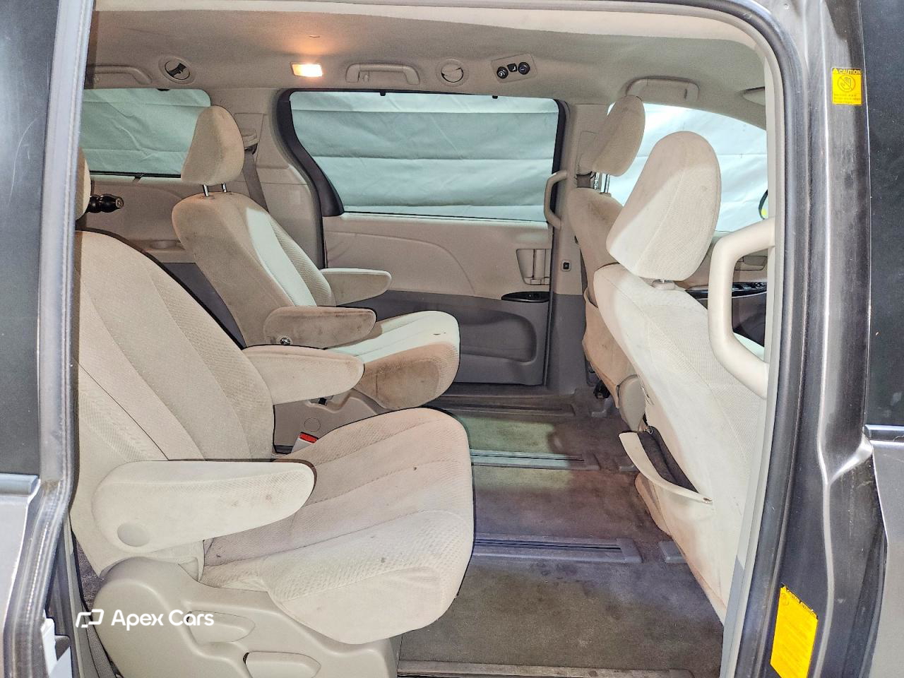 Toyota Sienna 2011