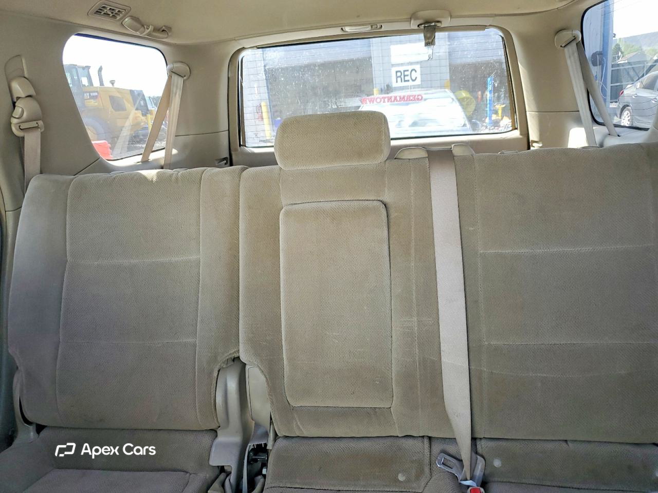 Toyota Sequoia 2005