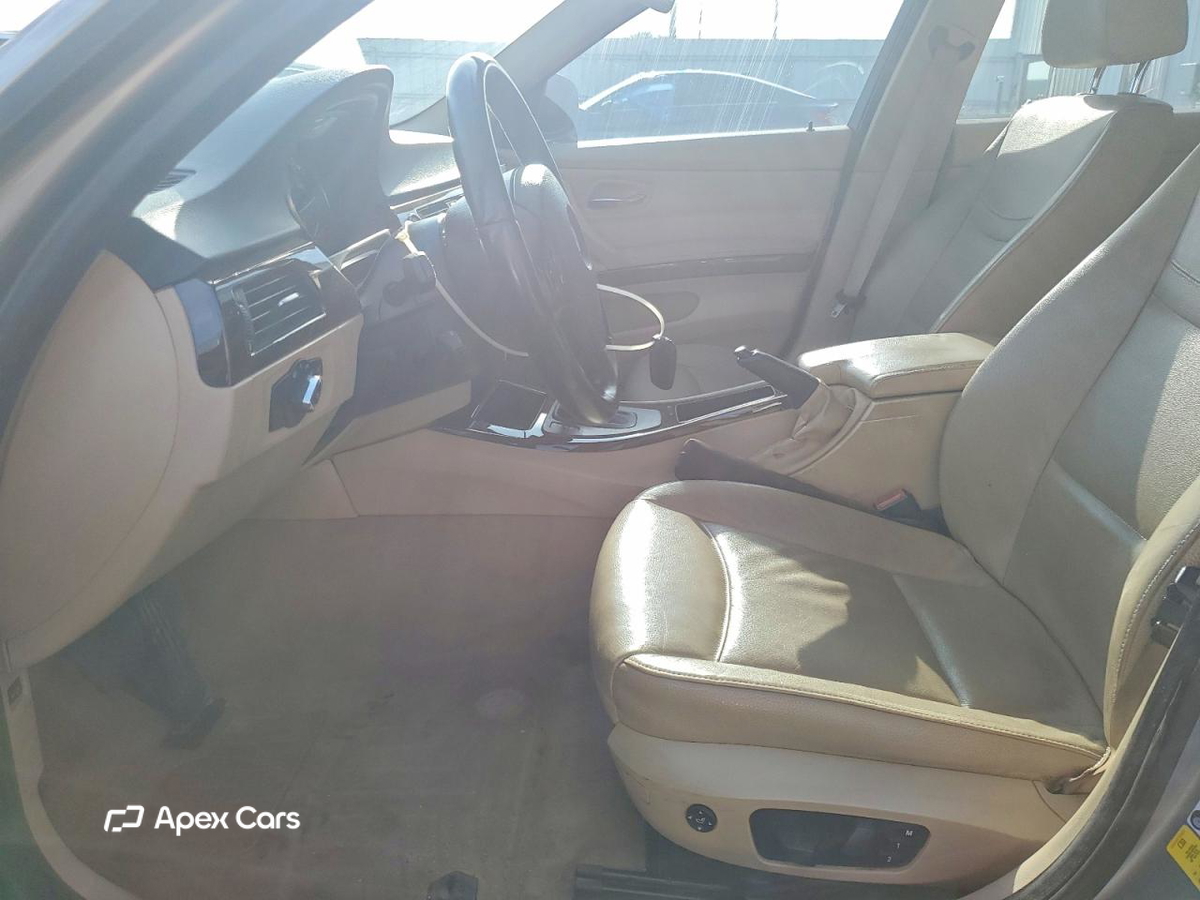 BMW Series 3 2009
