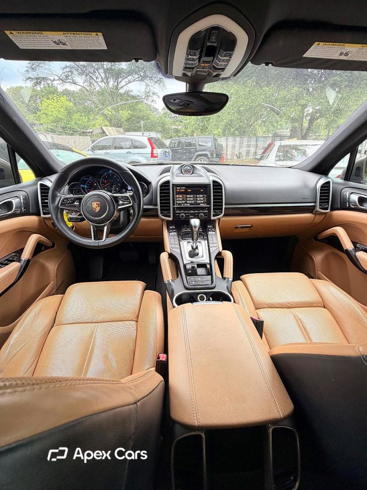 Porsche Cayenne 2016