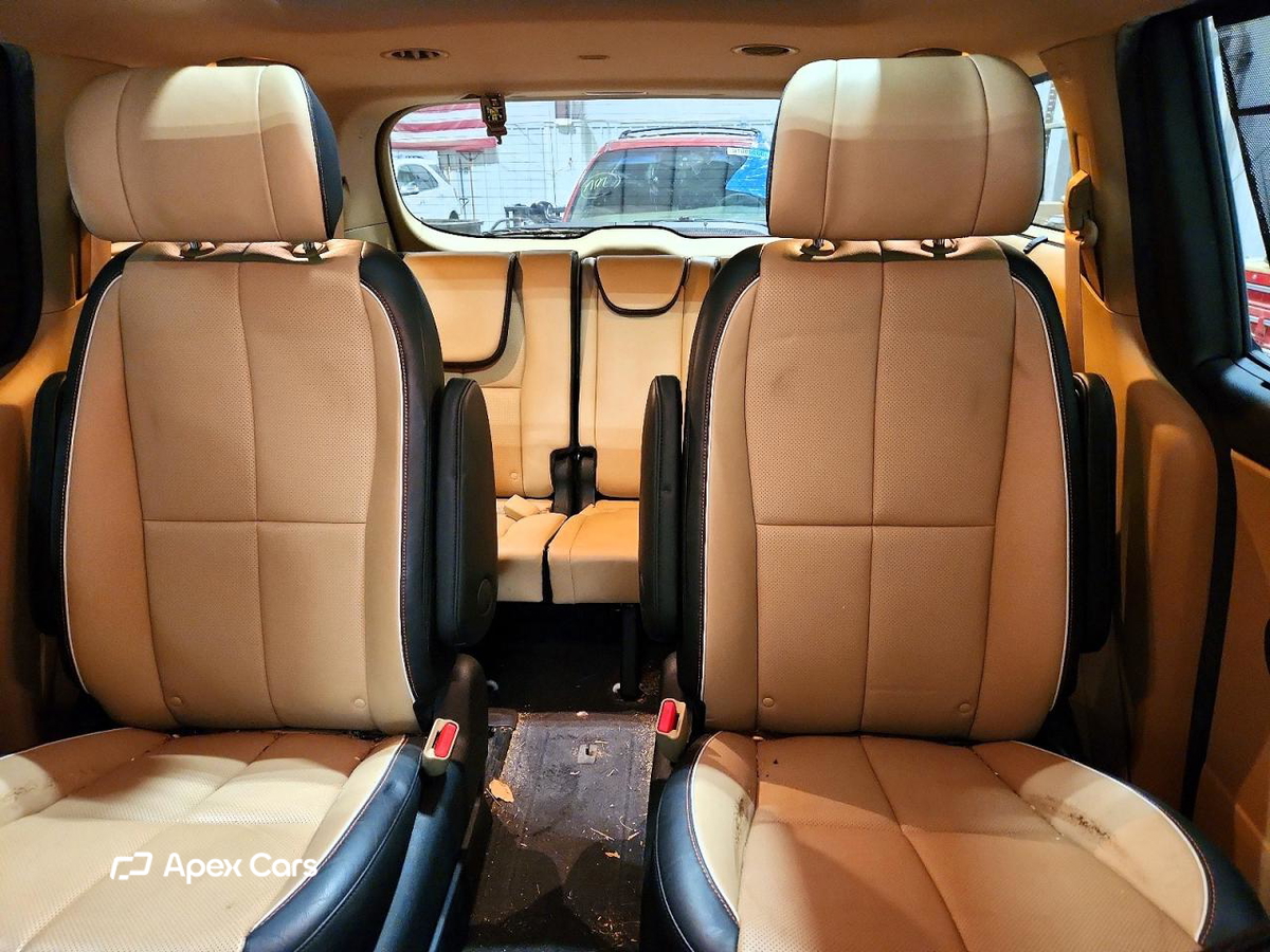 Kia Sedona 2016