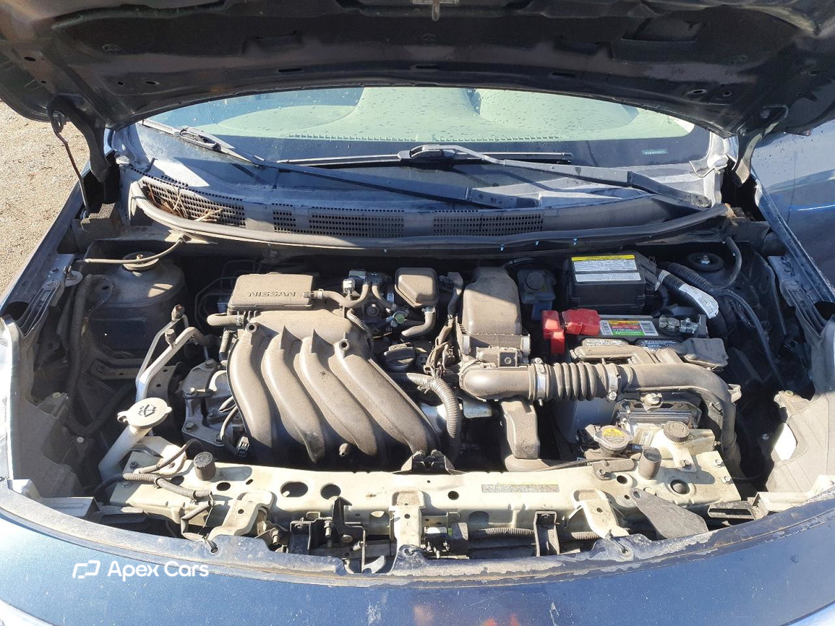 Nissan Versa 2015