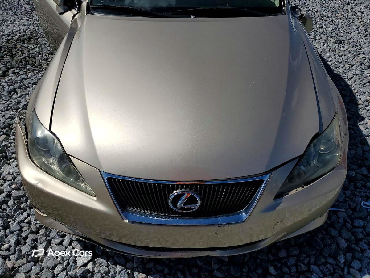 Lexus IS 2006