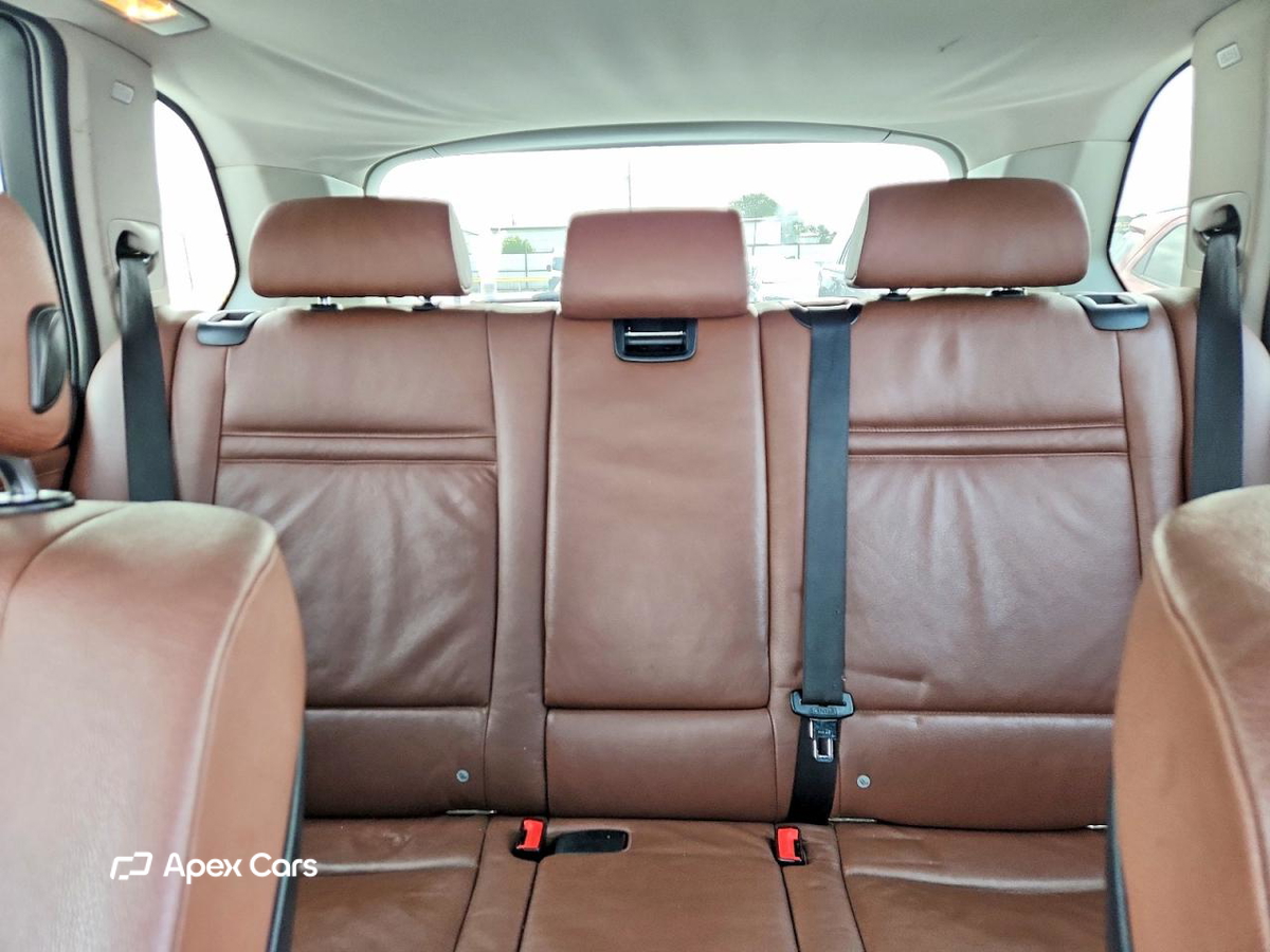 BMW X5 2011