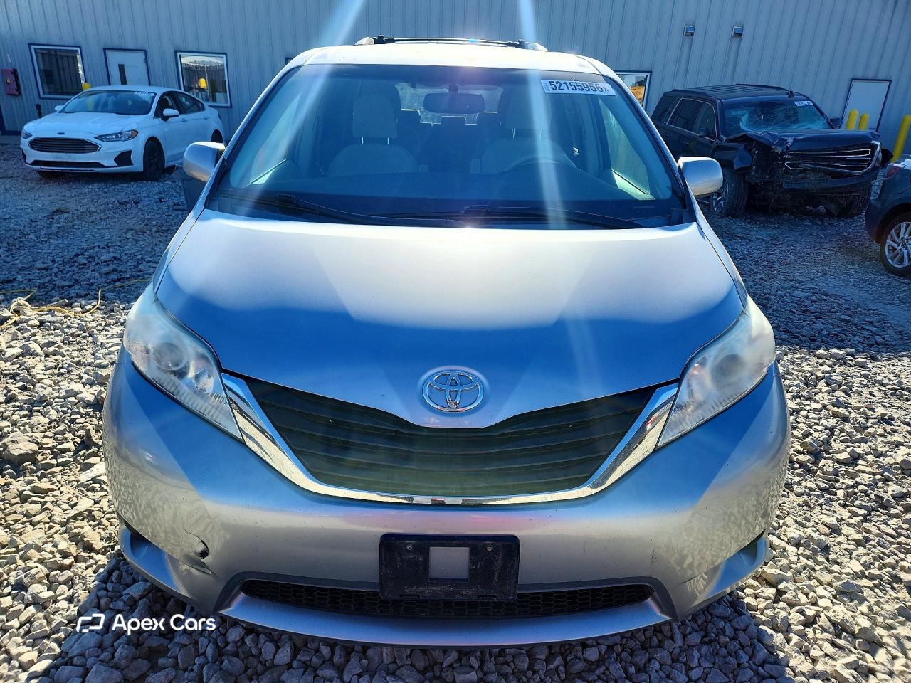 Toyota Sienna 2011