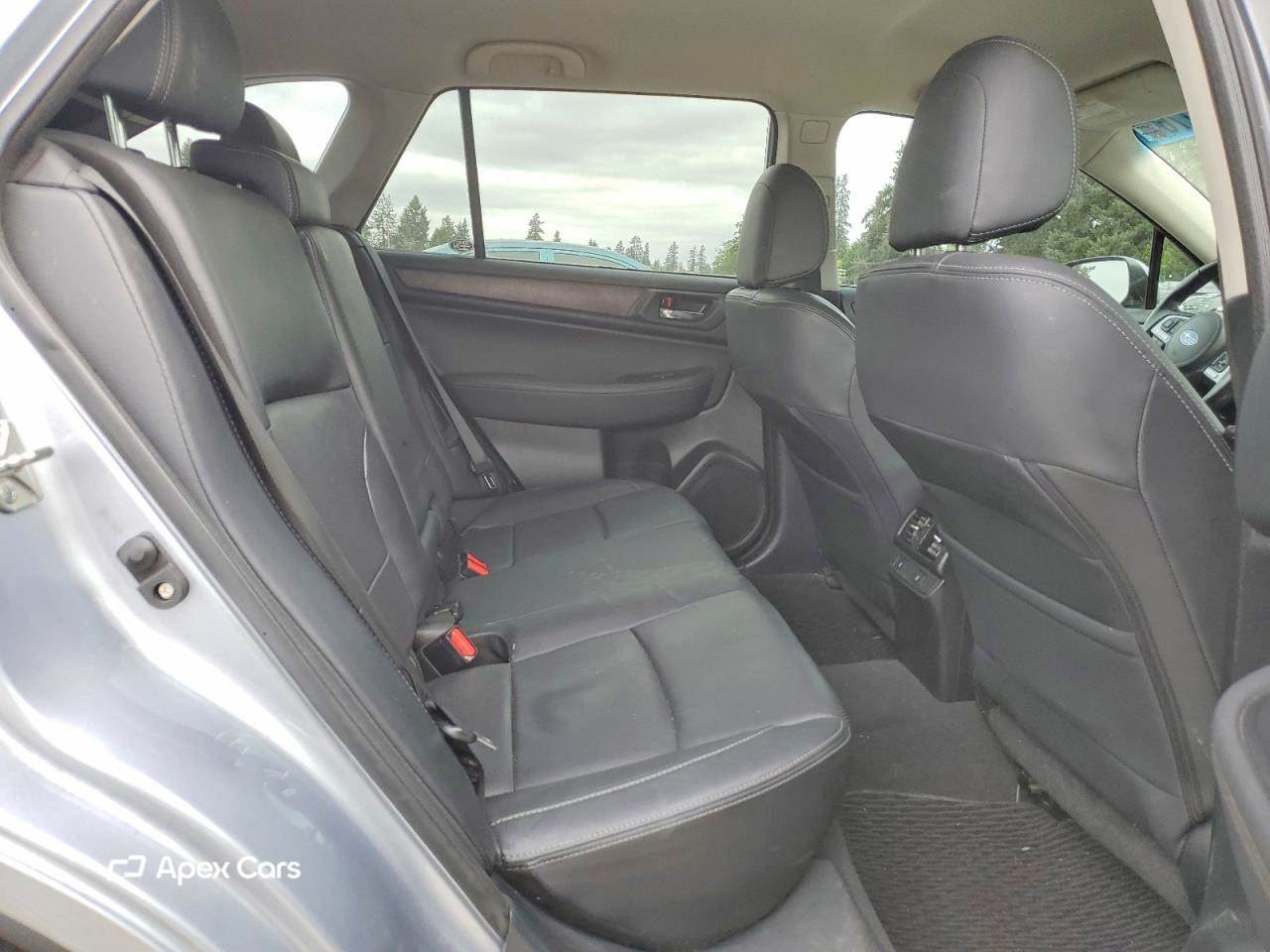 Subaru Outback 2016