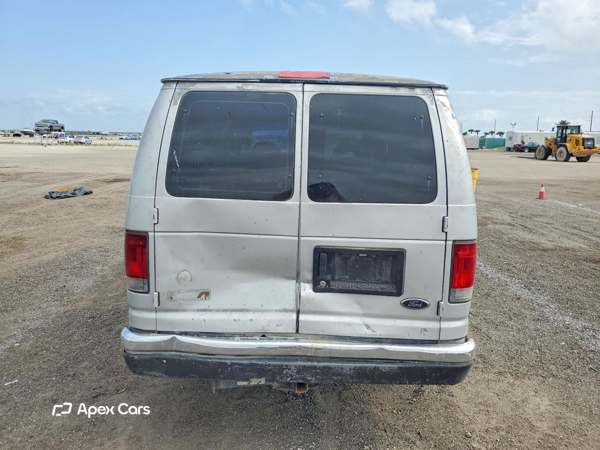 Ford Econoline 2002