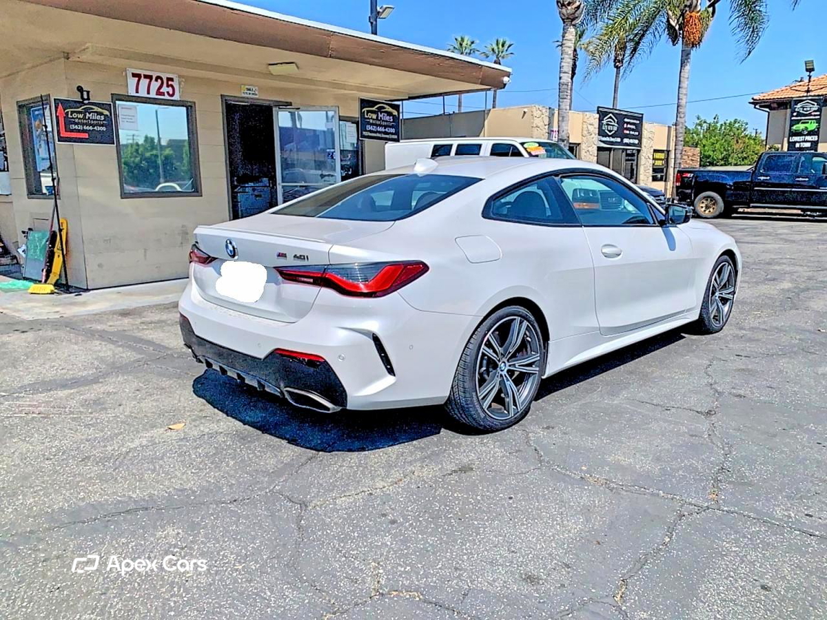BMW M4 2021