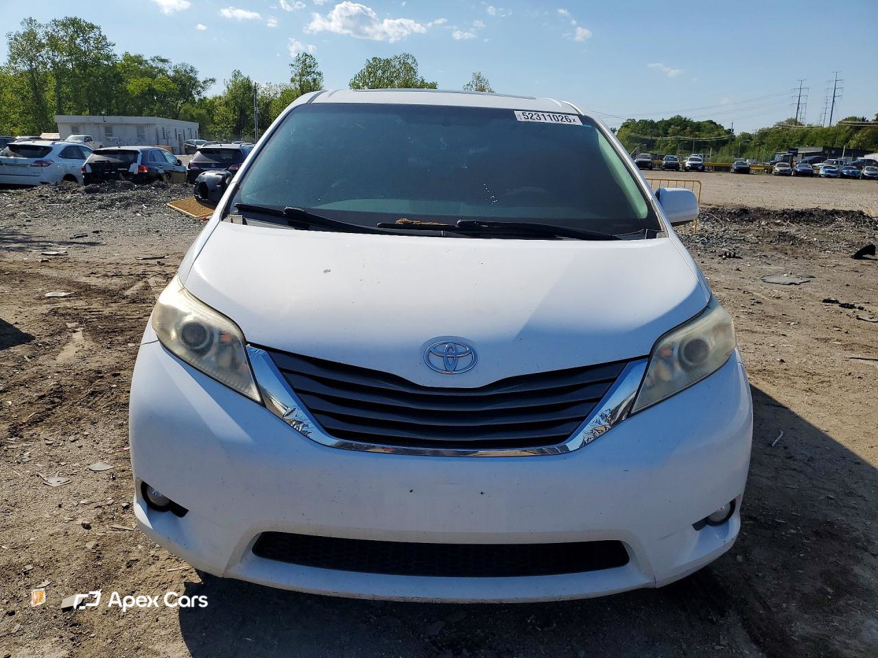 Toyota Sienna 2011