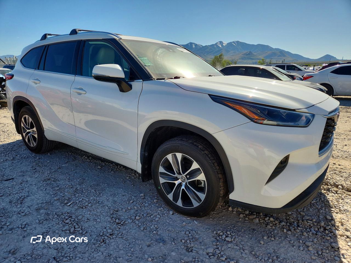 Toyota Highlander 2021