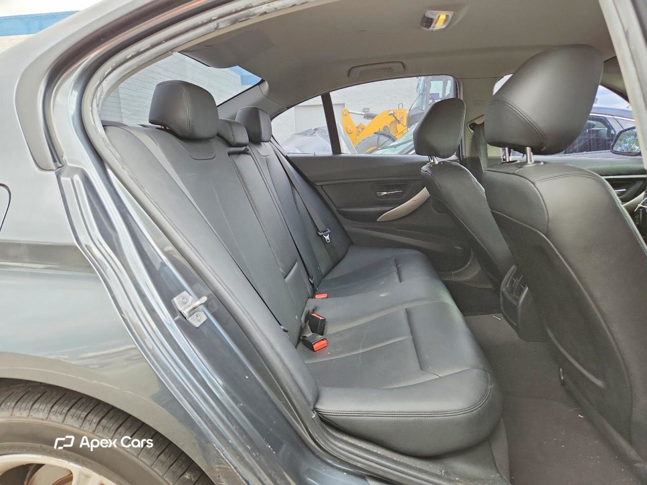 BMW Series 3 2015