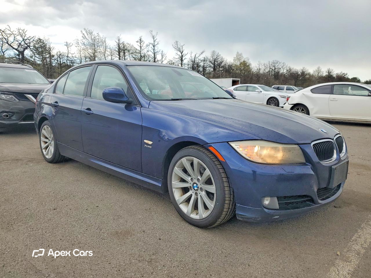 BMW Series 3 2011
