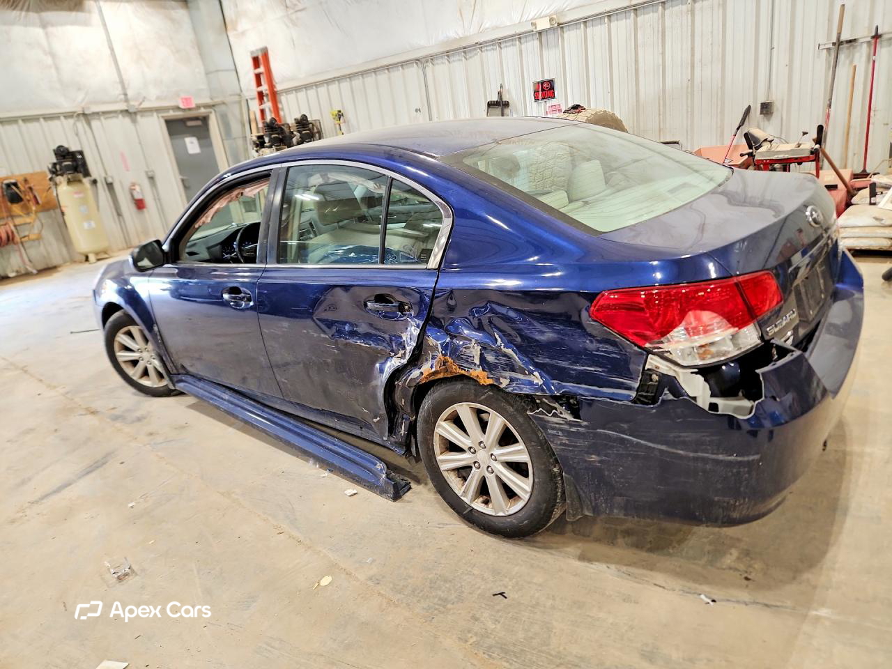 Subaru Legacy 2011