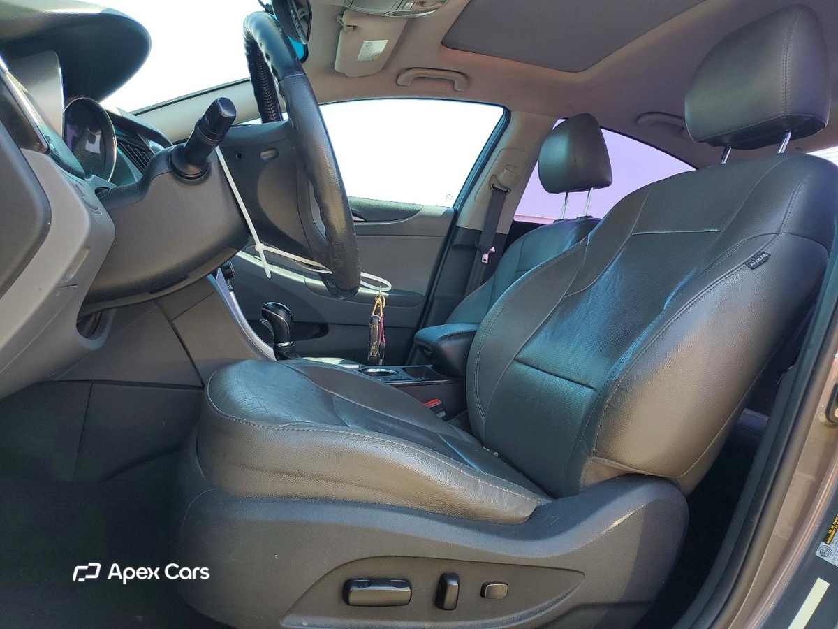 Hyundai Sonata 2011
