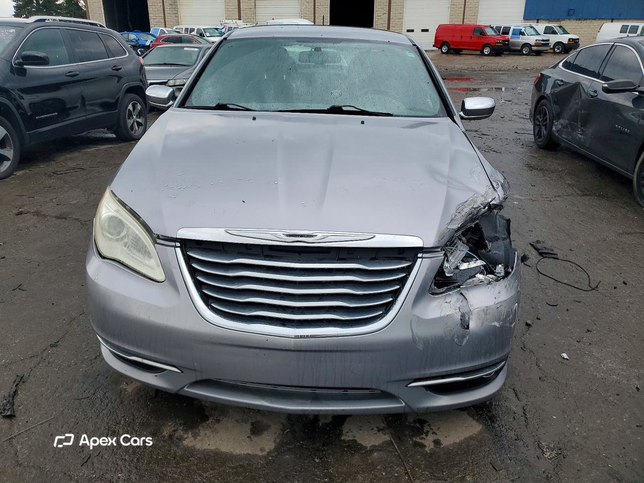 Chrysler 200 2013