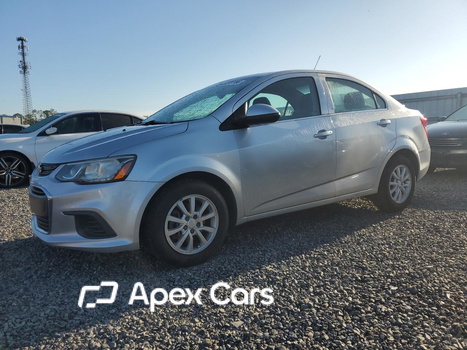 Chevrolet Sonic 2017 - Image 1 of 12