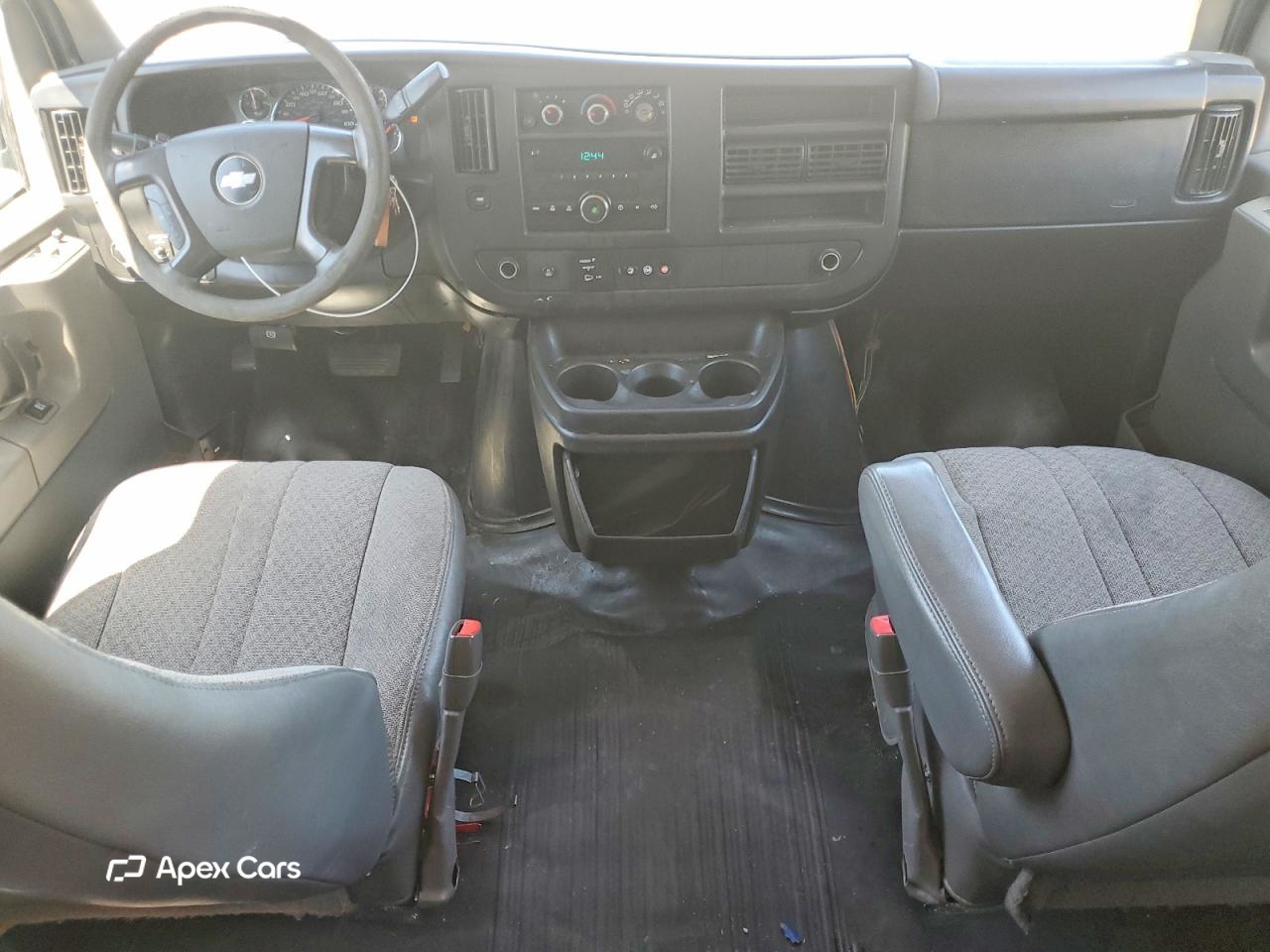 Chevrolet Express 2013