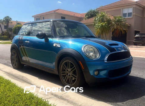 MINI Cooper 2010 - Image 1 of 11