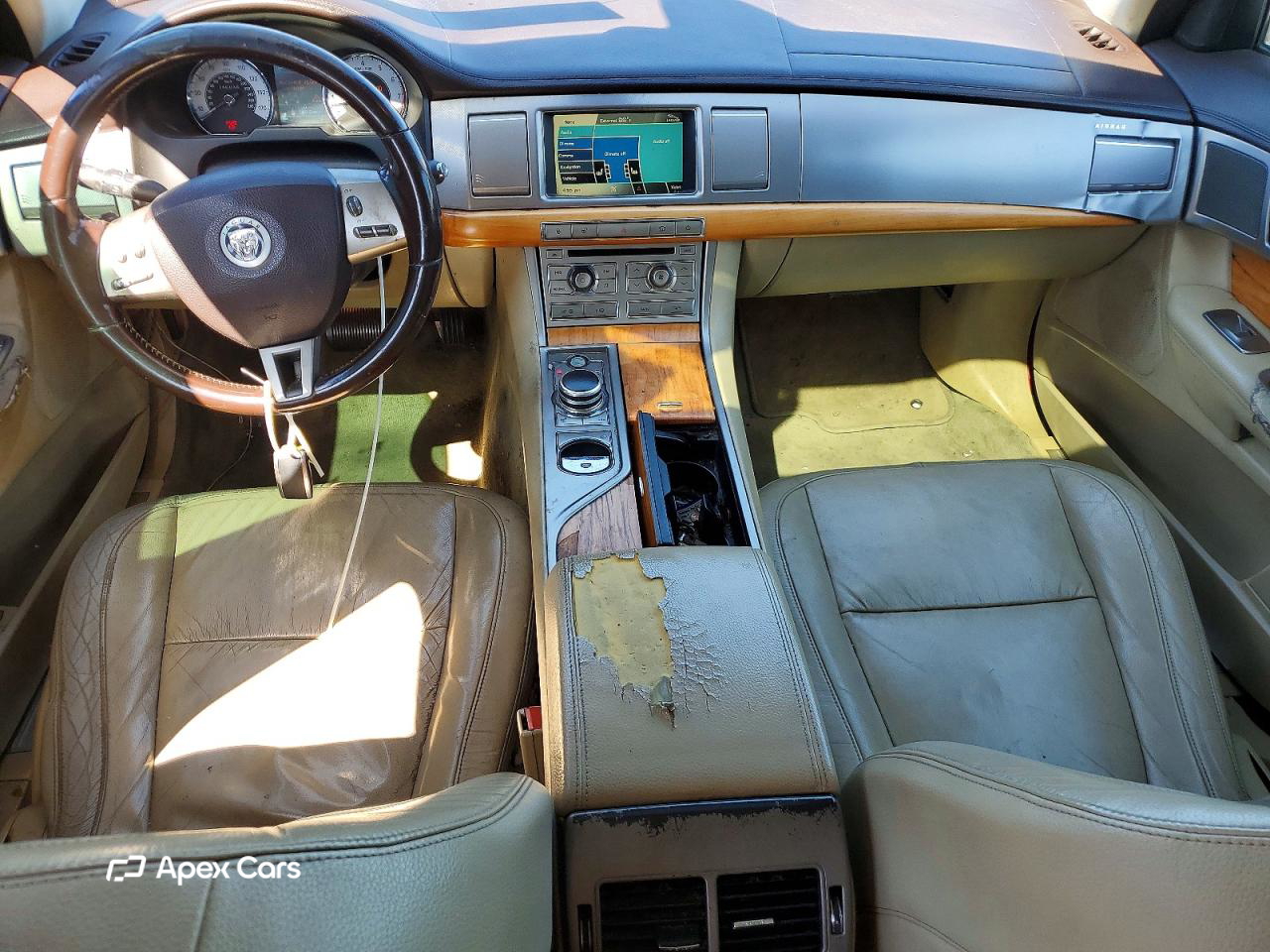 Jaguar XF 2010