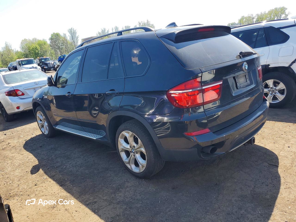 BMW X5 2011