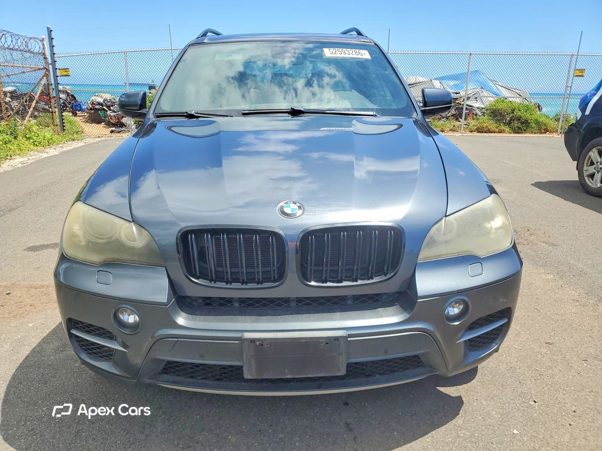 BMW X5 2011