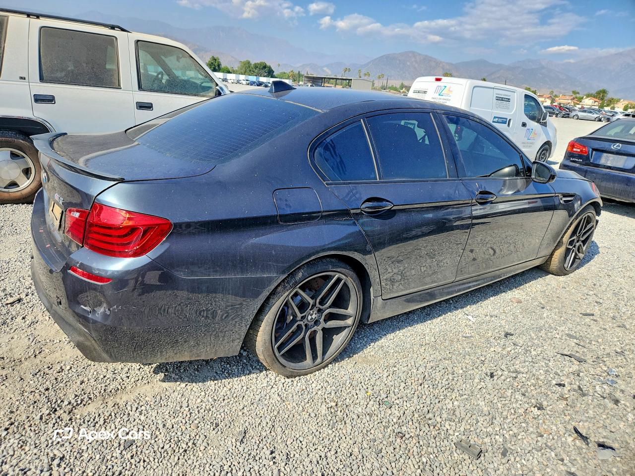 BMW M5 2016