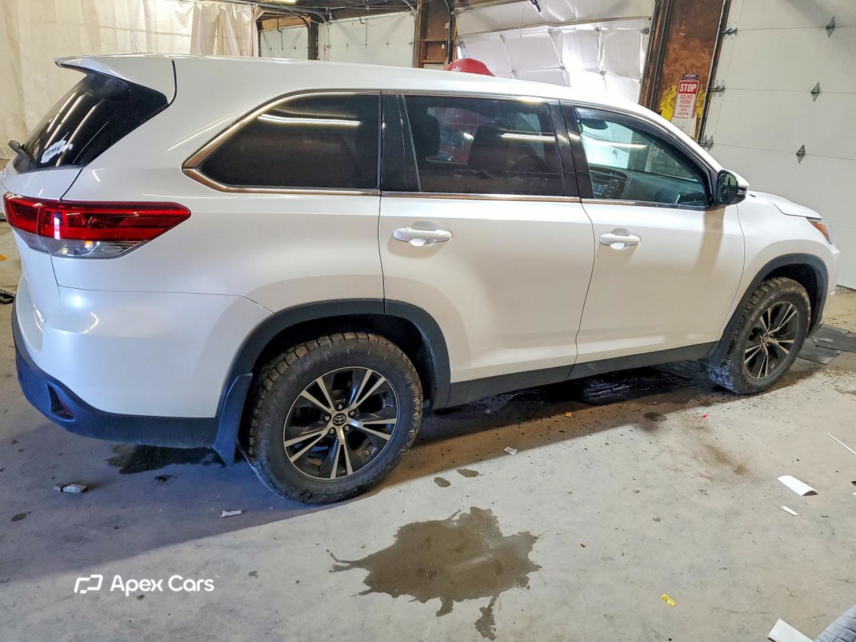 Toyota Highlander 2019