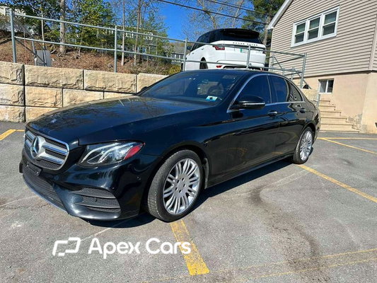 Mercedes-Benz E-klasse 2017 - Image 1 of 10
