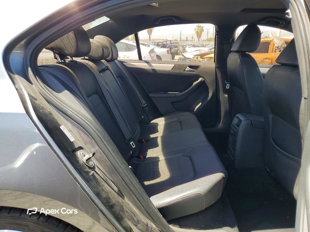 Volkswagen Jetta 2012