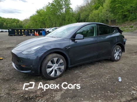 Tesla Model Y 2024 - Image 1 of 12