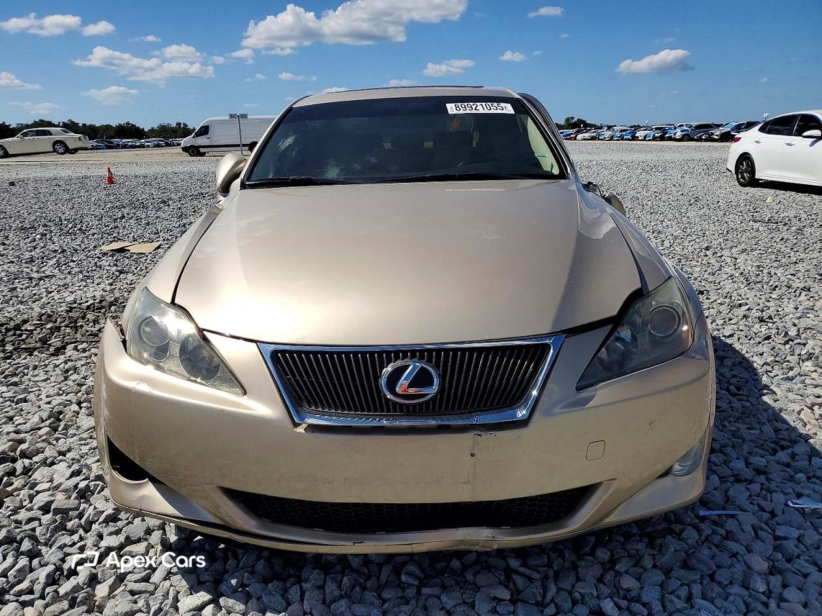 Lexus IS 2006