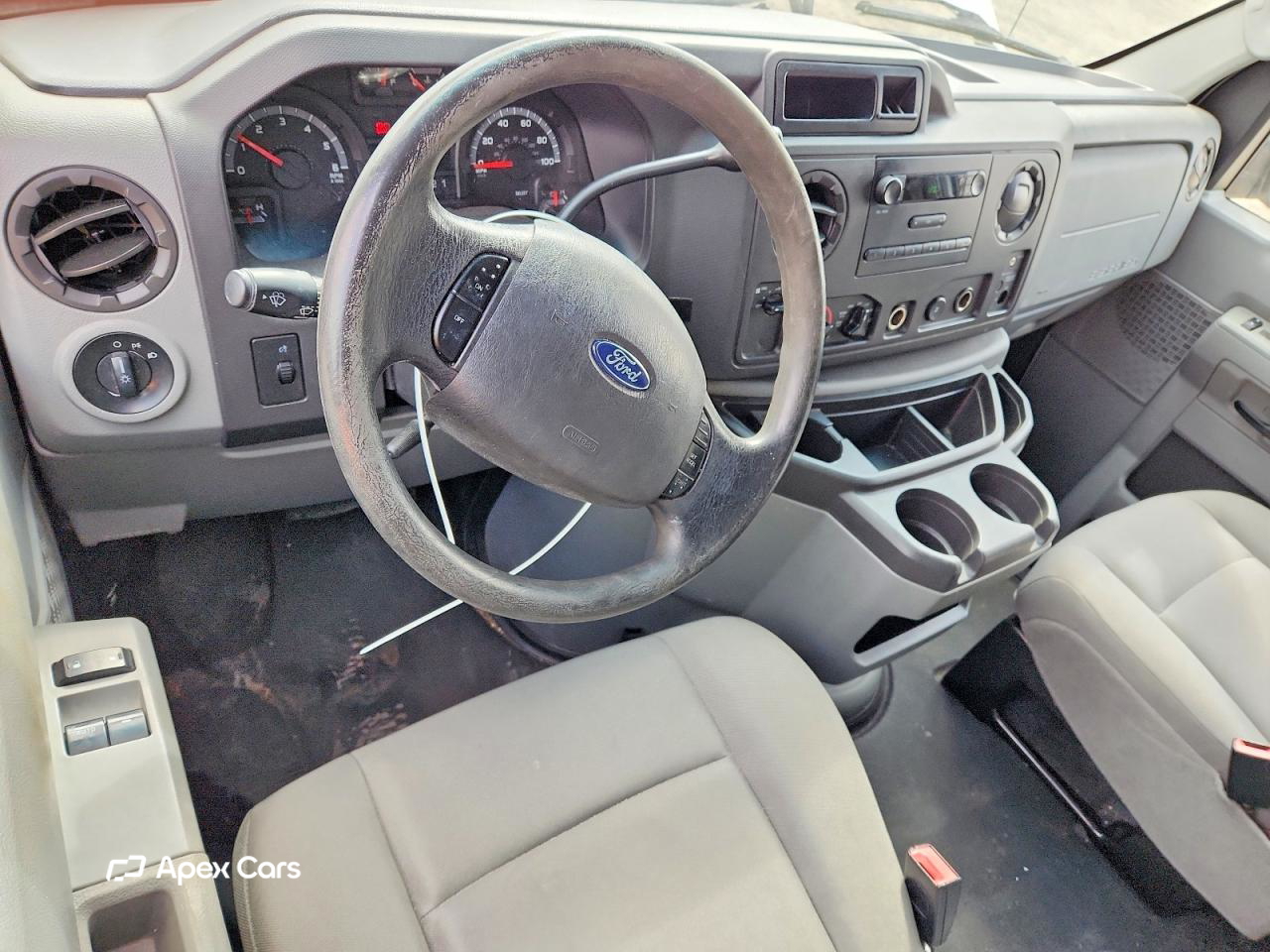 Ford Econoline 2012