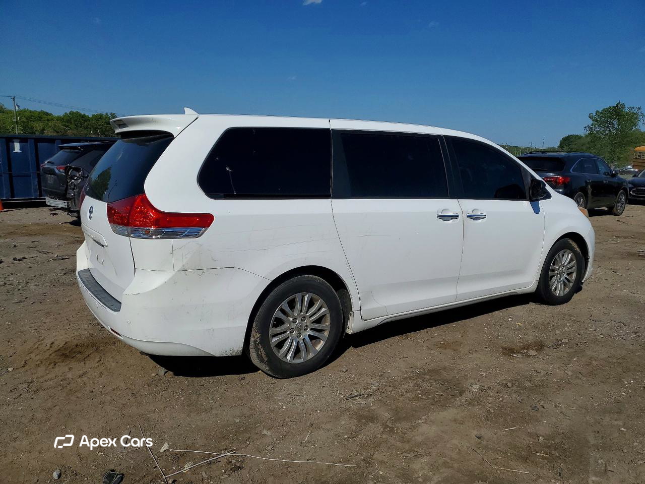Toyota Sienna 2011