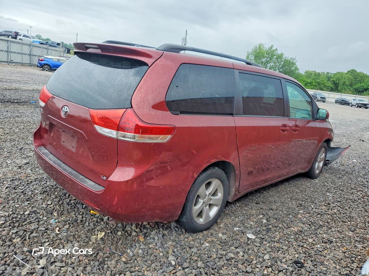 Toyota Sienna 2014