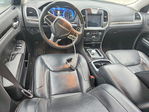 Chrysler 300 2017