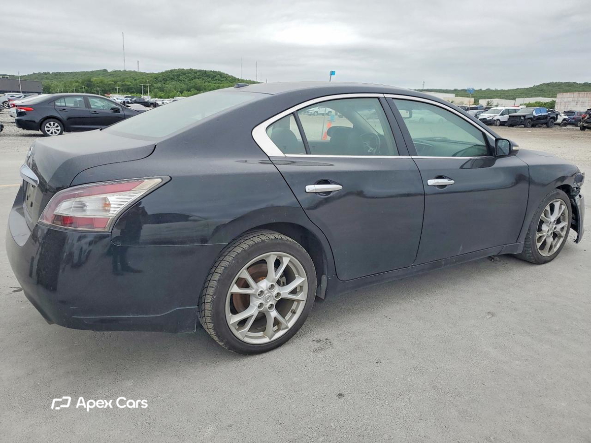 Nissan Maxima 2013