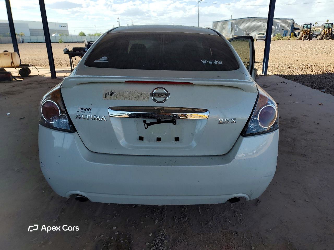 Nissan Altima 2010