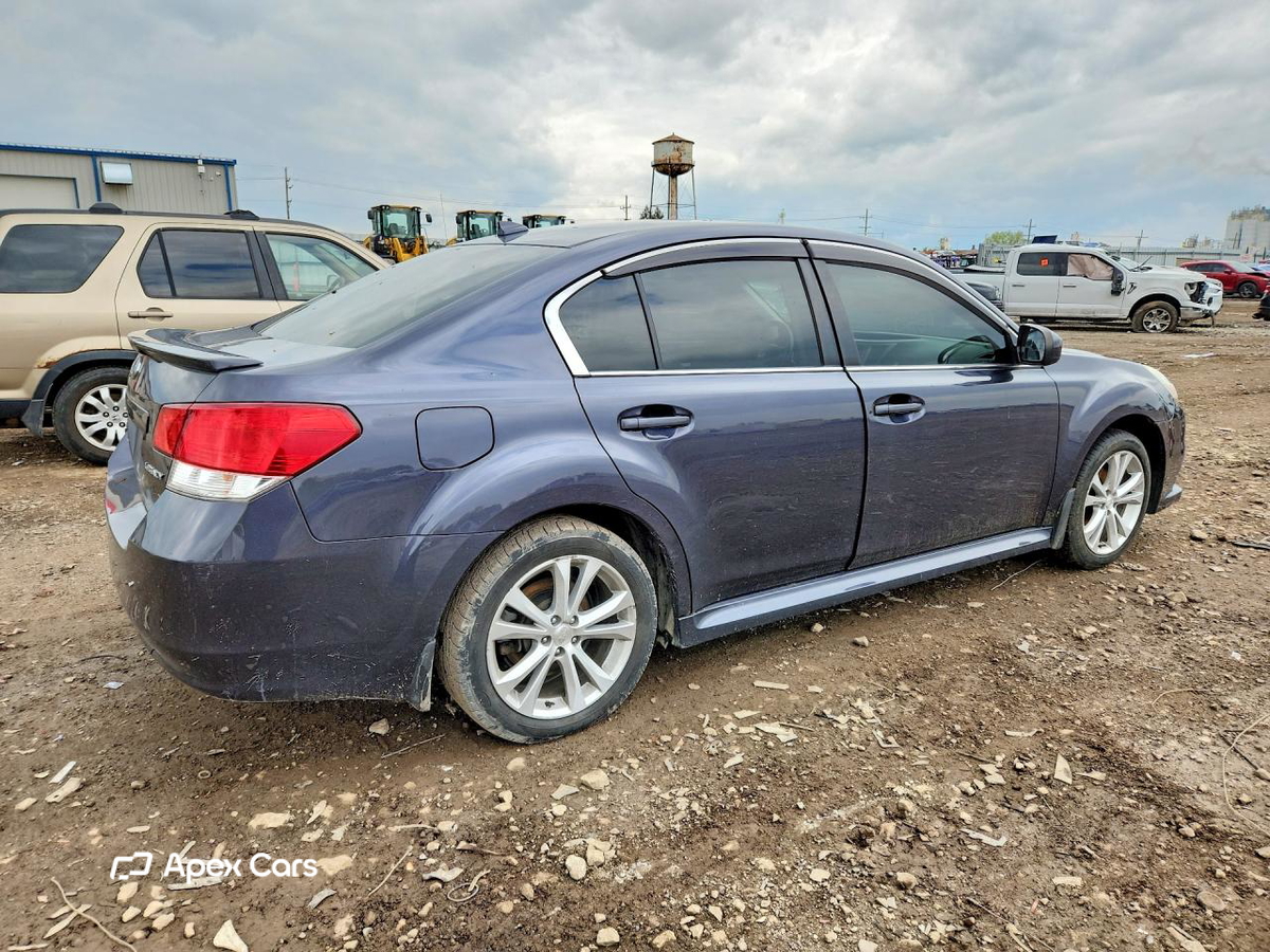 Subaru Legacy 2013