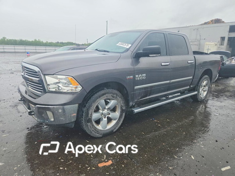 RAM 1500 2015 - Zdjęcie 1 z 12