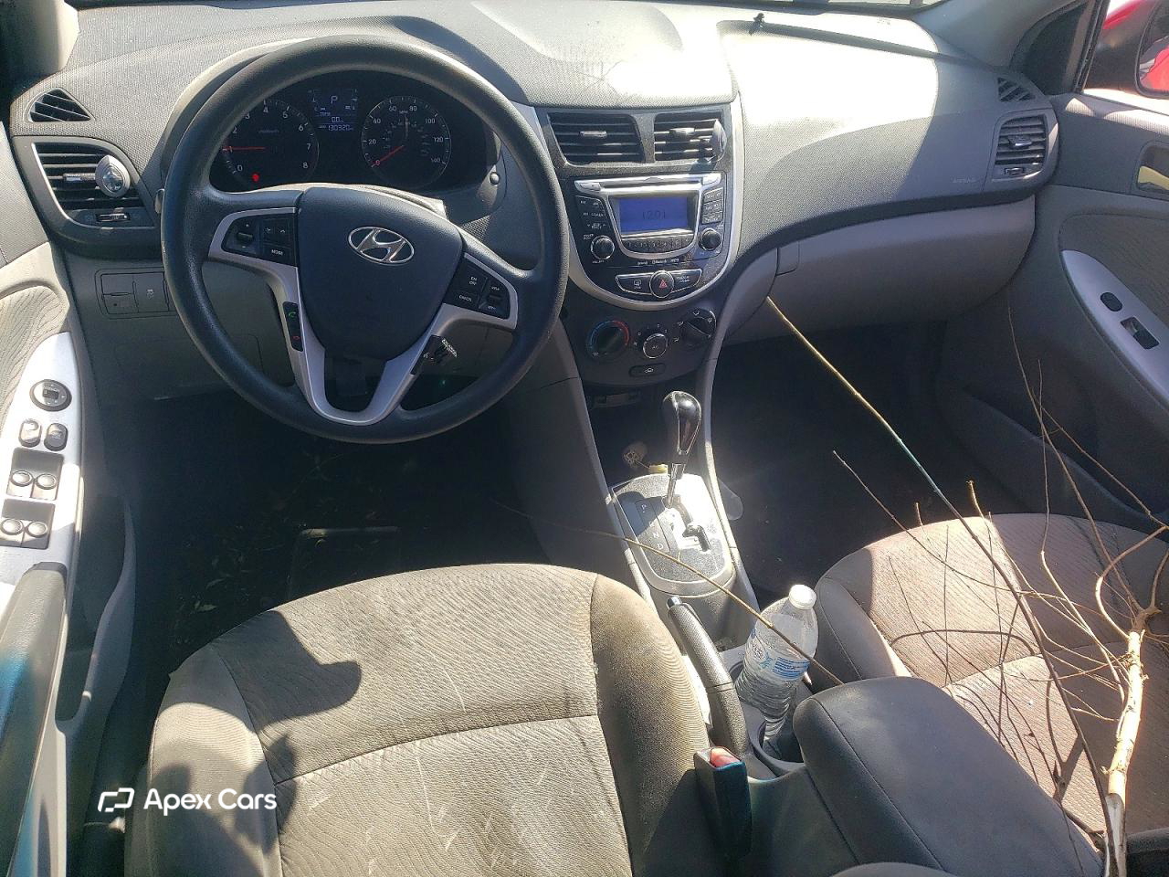 Hyundai Accent 2012