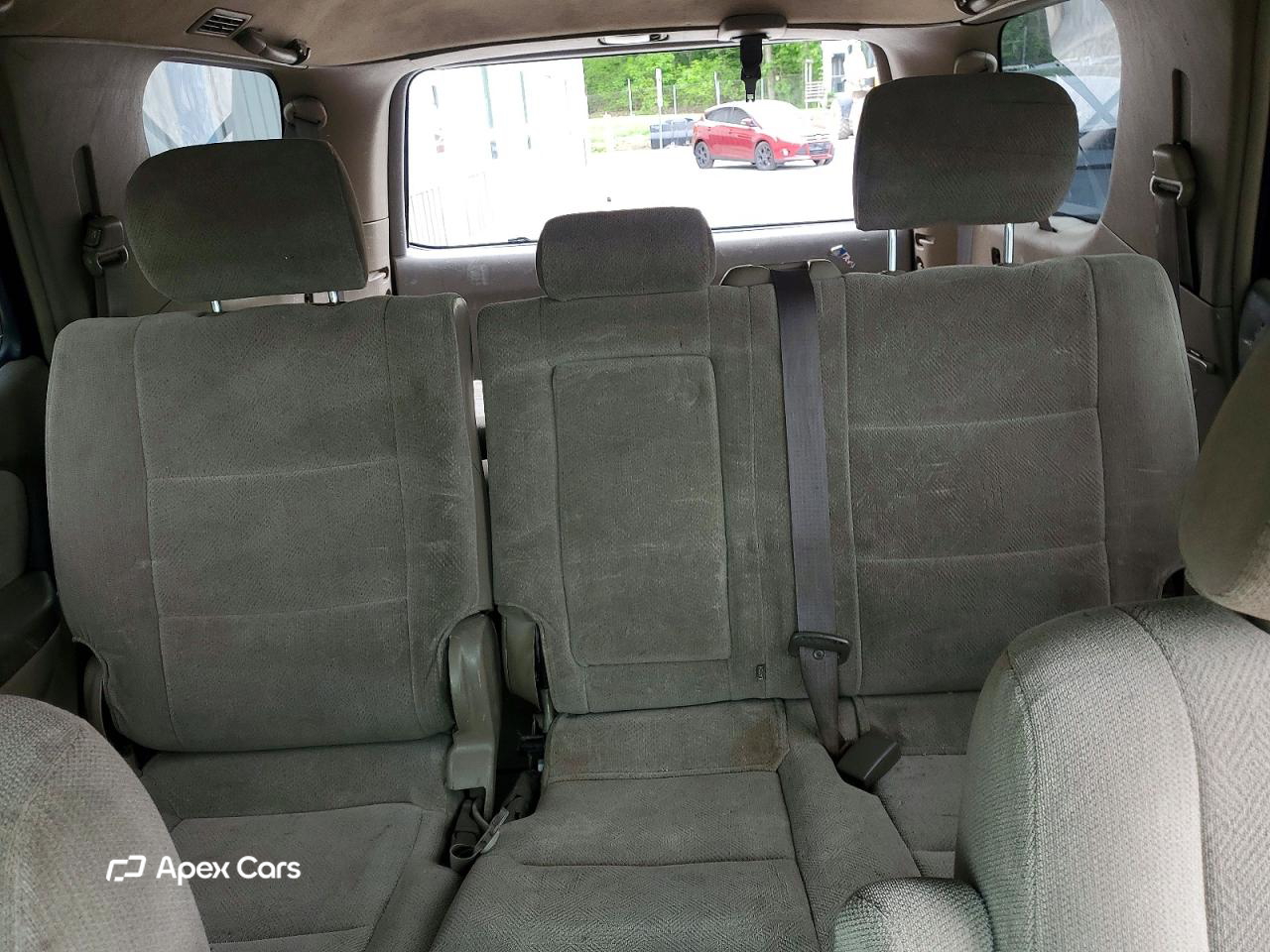 Toyota Sequoia 2004