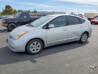 Toyota Prius 2006 - Image 1 of 12
