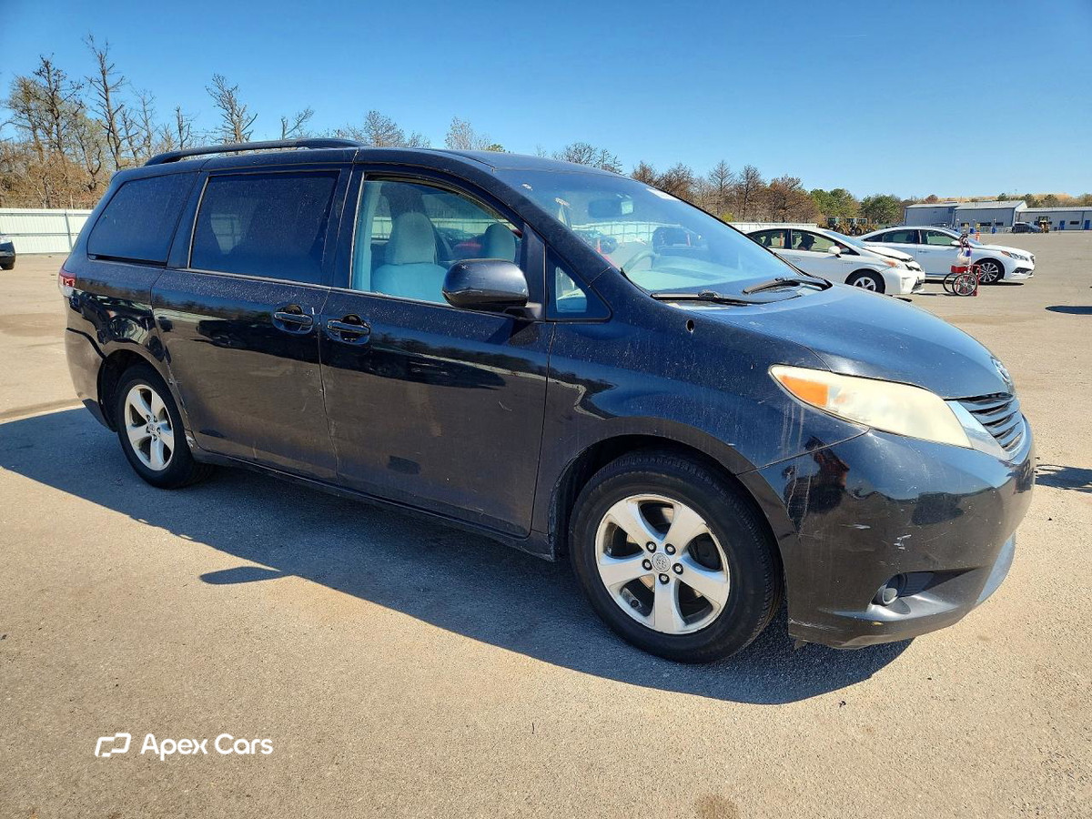 Toyota Sienna 2012