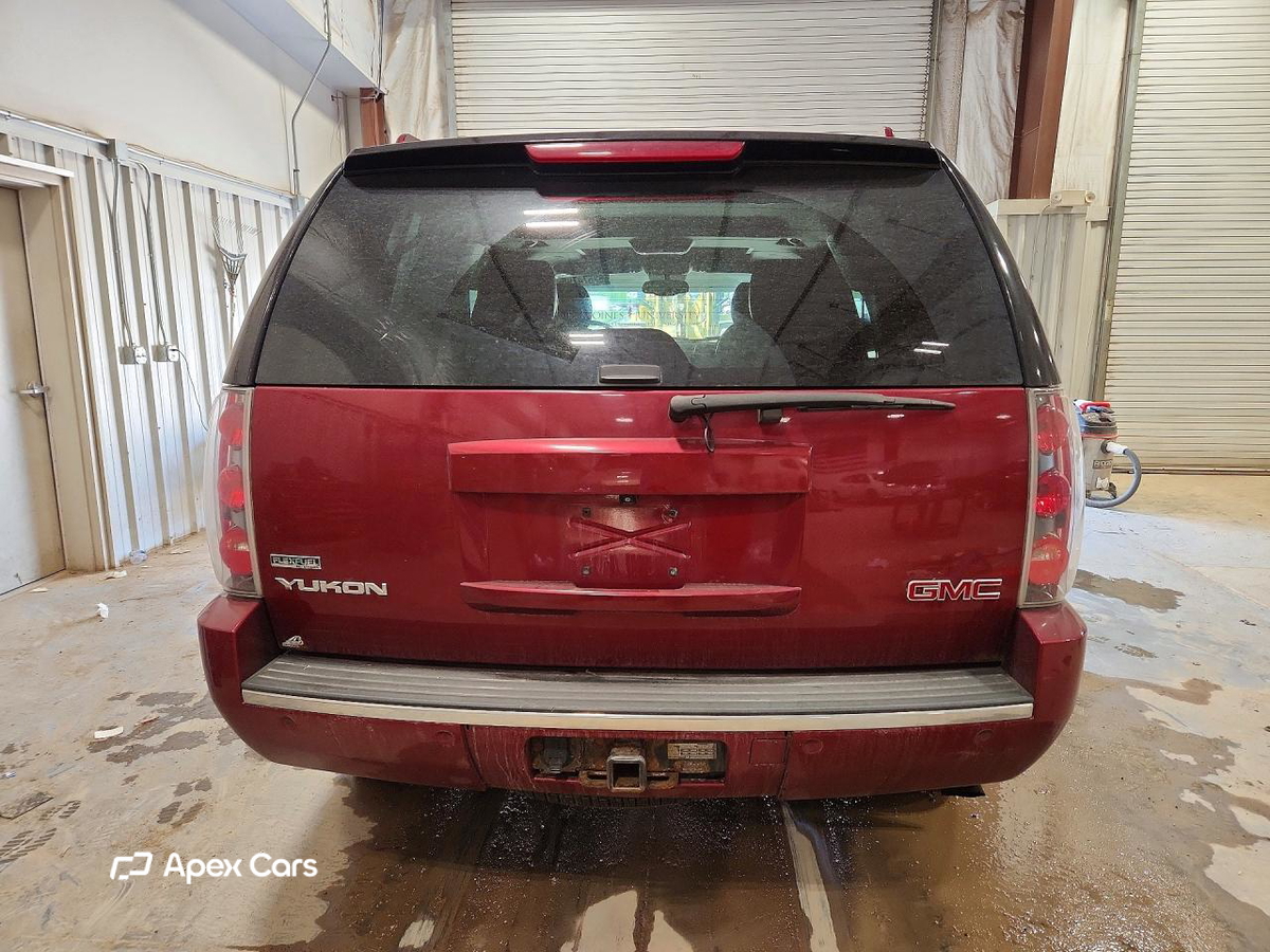 GMC Yukon 2011