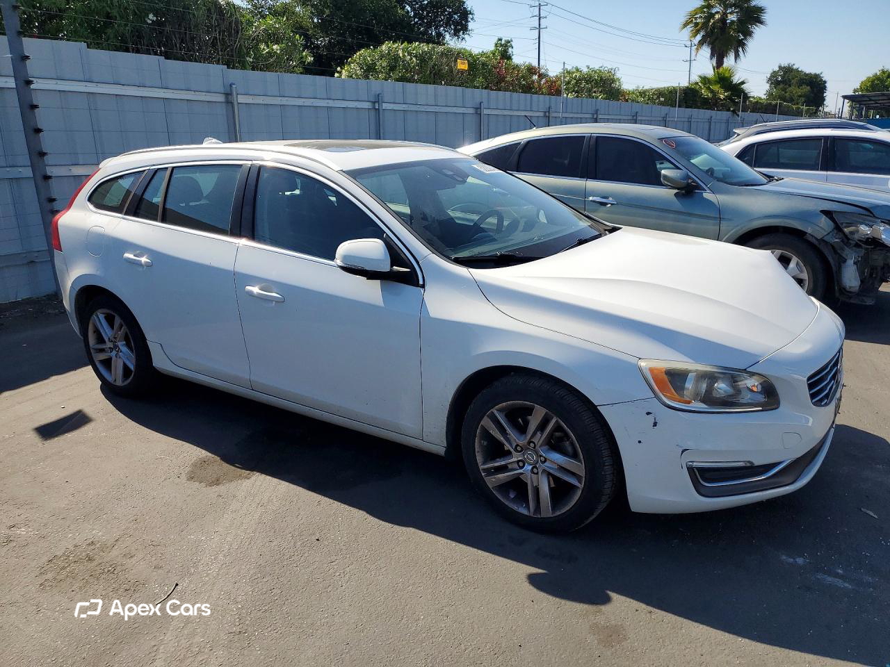 Volvo V60 2015
